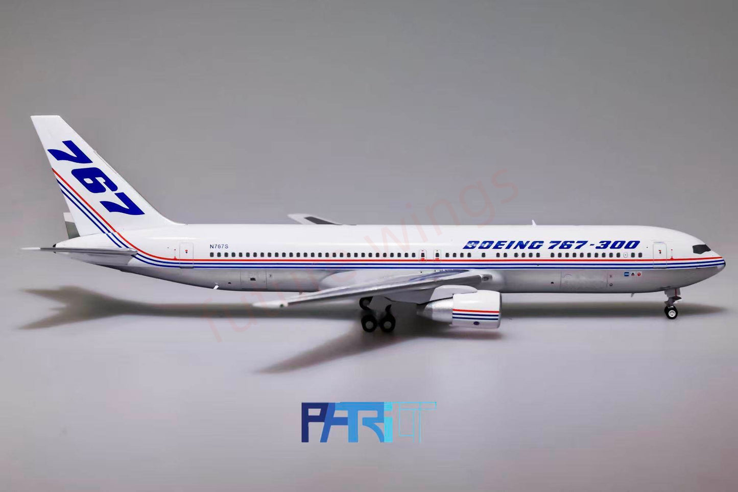 1:400 Patriot Boeing House Color B767-300 N767S Aircraft Model+Free Tractor