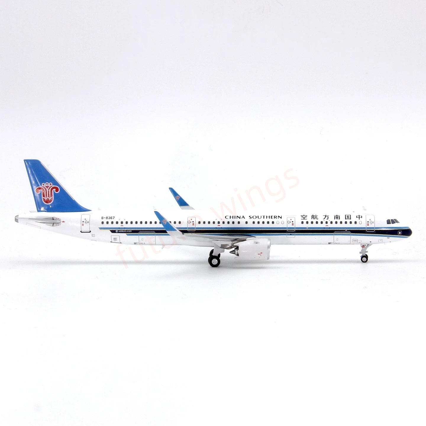 1:400 Geministar China Southern Airlines A321neo B-8367 Aircraft Model+Free Tractor
