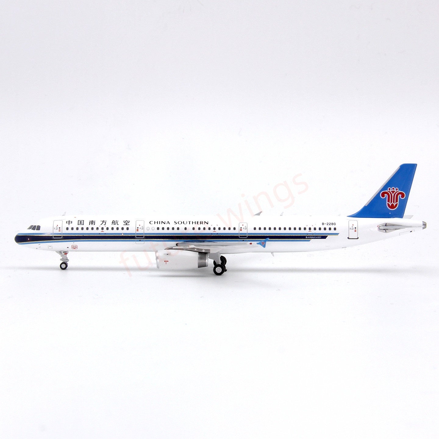 1:400 Geministar China Southern Airlines A321neo  B-2280 Aircraft Model+Free Tractor