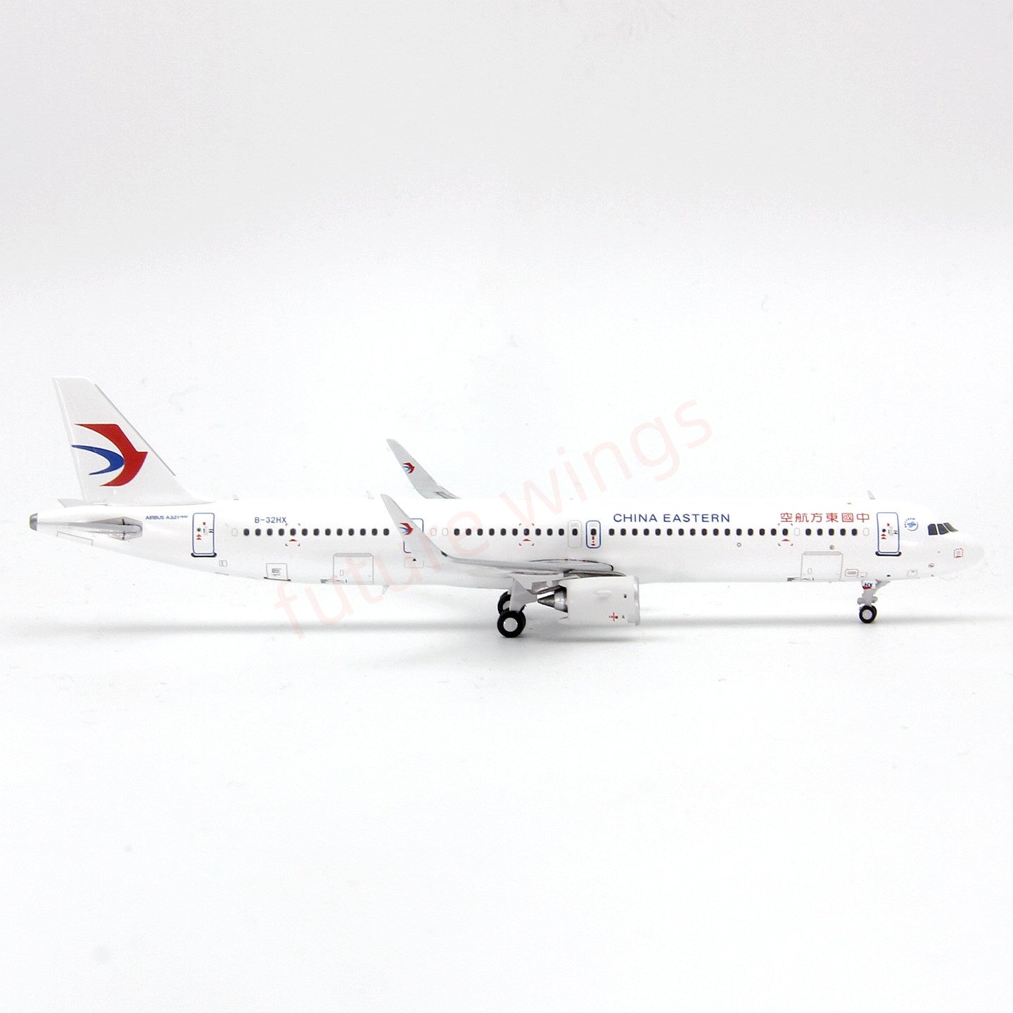 1:400 Geministar China Eastern Airlines A321 B-32HX Aircraft Model+Free Tractor