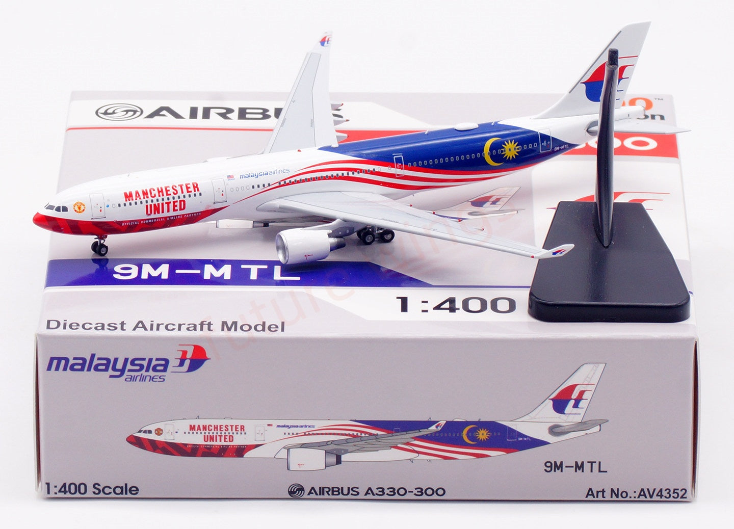1:400 Aviation400 Malaysia Airlines A330-300 9M-MTL Free Tractor+Stand