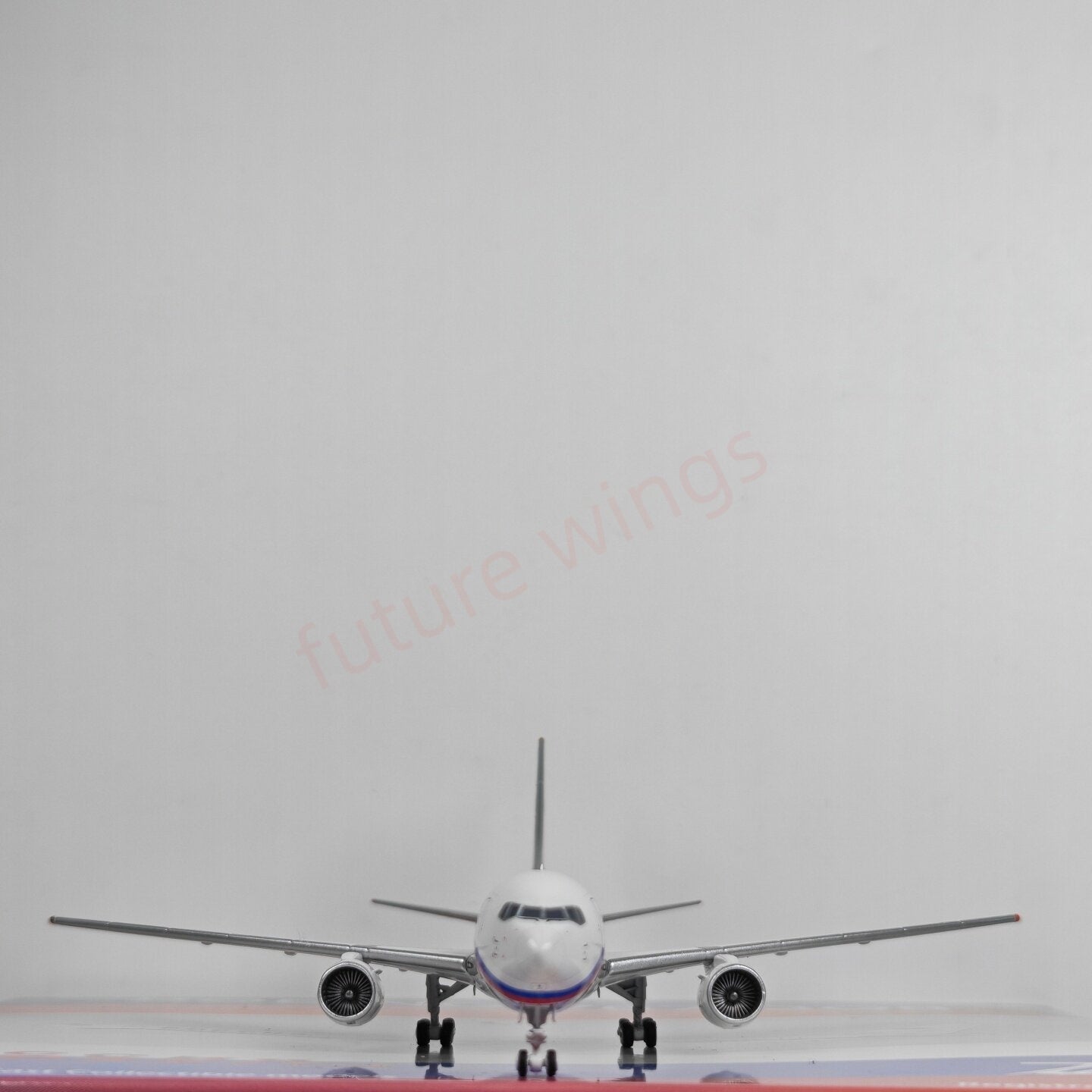 1:400 Z² Model  Rossiya B767-300 EI-ECB Aircraft Model+Free Tractor