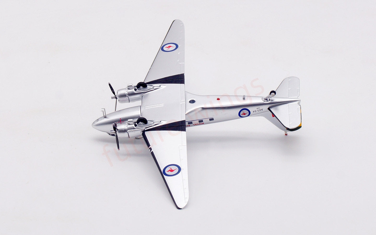 1:200 InFlight200 Royal Australian Air Force Douglas C-47B VH-EAF Aircraft Model