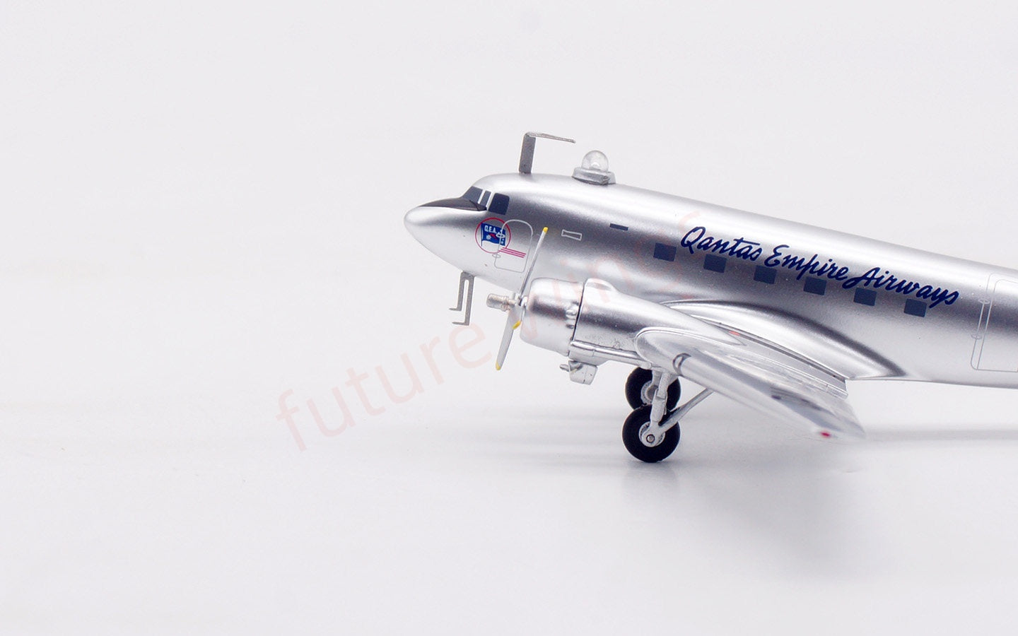 1:200 InFlight200 Qantas Empire Airways Douglas DC-3 VH-EAO Aircraft Model