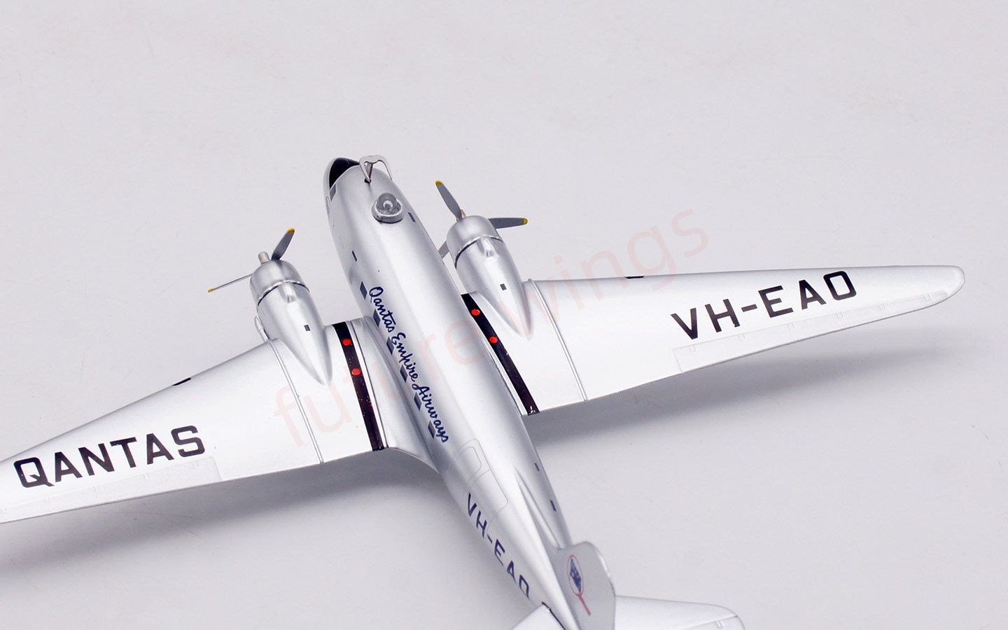1:200 InFlight200 Qantas Empire Airways Douglas DC-3 VH-EAO Aircraft Model