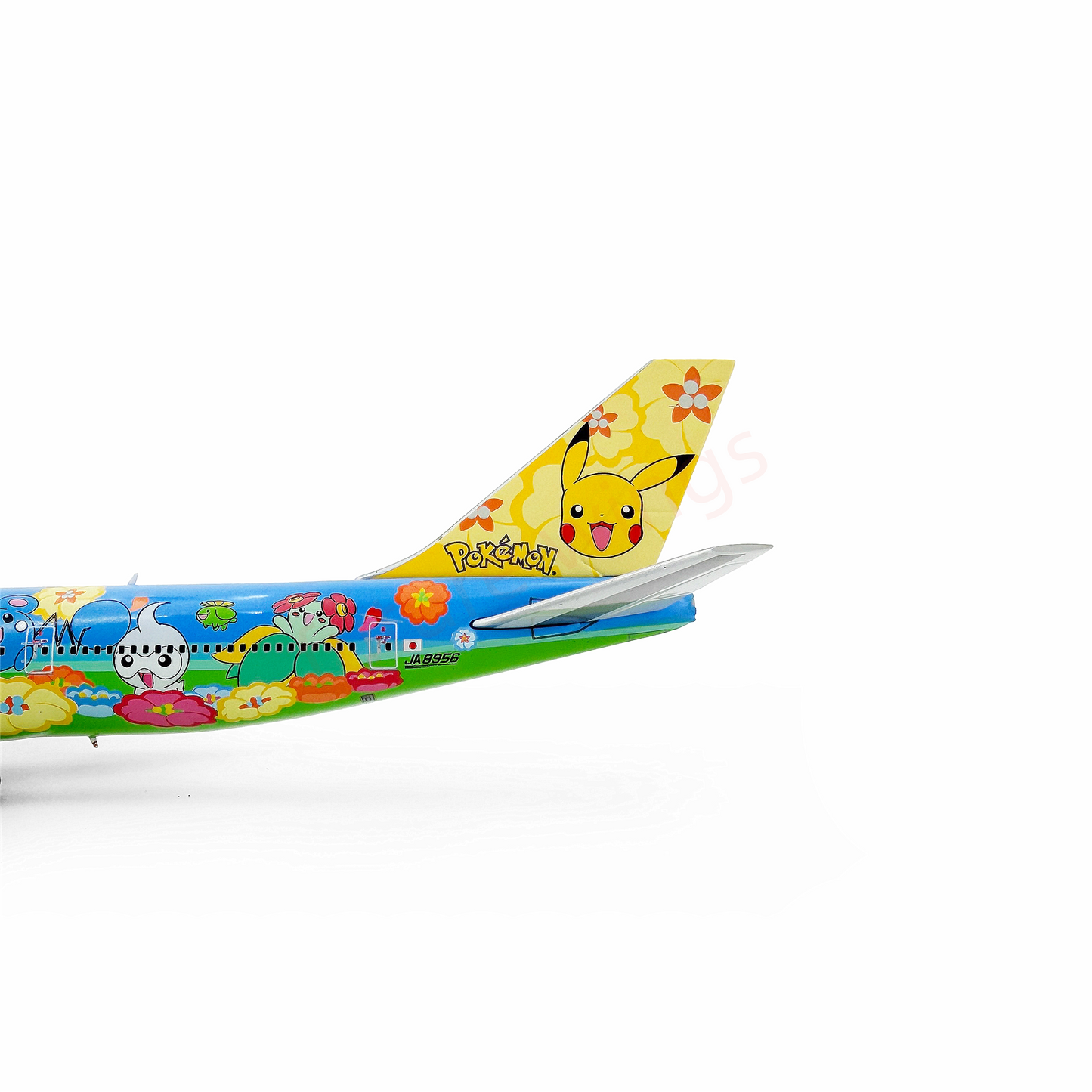 1:400 Geministar ANA B747-400 JA8956 "Pokemon" Aircraft Model+Free Tractor