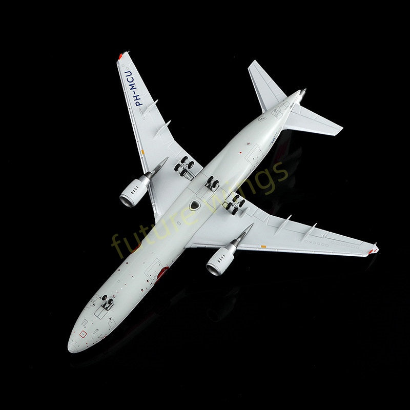 1:400 YY Wings Matin Air Cargo Douglas MD-11 PH-MCU Aircraft Model+Free Tractor
