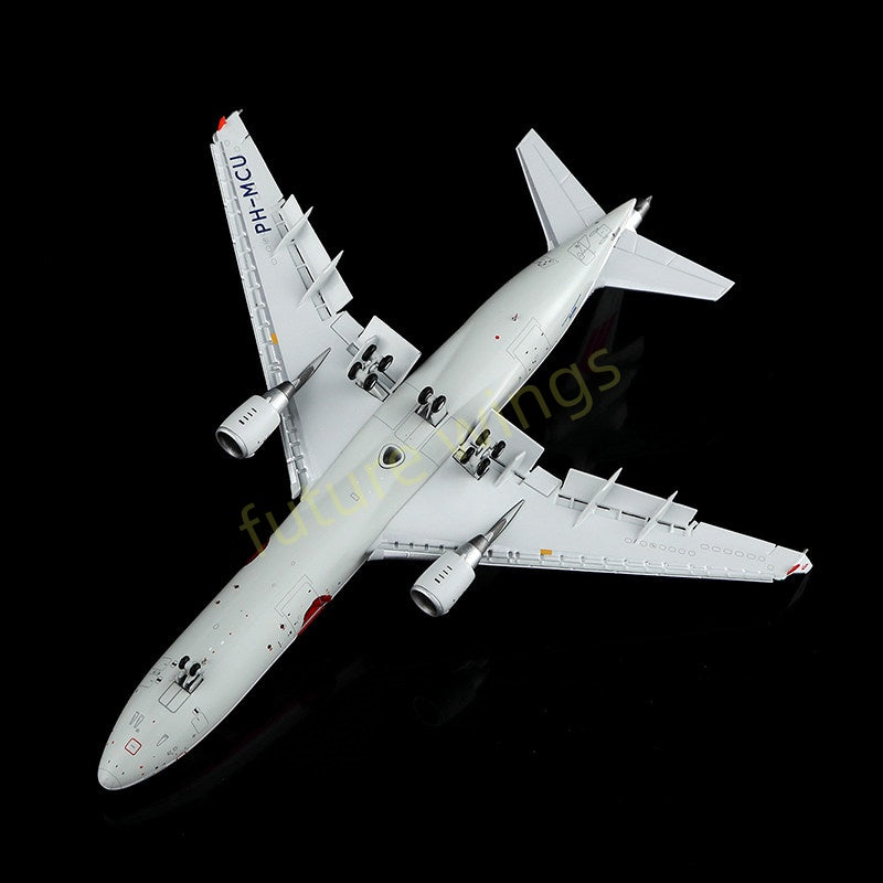 1:400 YY Wings Matin Air Cargo Douglas MD-11 PH-MCU Aircraft Model+Free Tractor