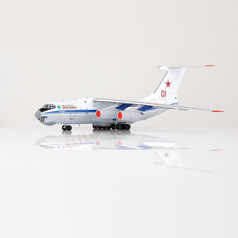 1:200 SQ Wings Russian Air Force Ilyushin IL-76MD Red 01 Diecast Aircraft Model