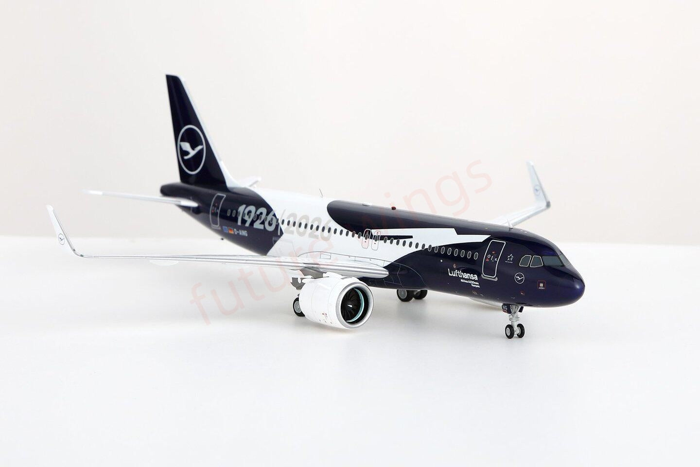 1:200 SQ Wings Lufthansa Airlines A320neo D-AING "100Years"Diecast Aircraft Model
