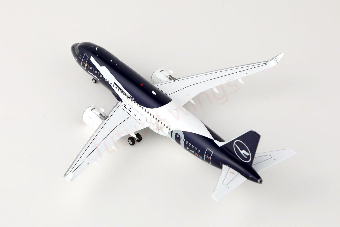 1:200 SQ Wings Lufthansa Airlines A320neo D-AING "100Years"Diecast Aircraft Model