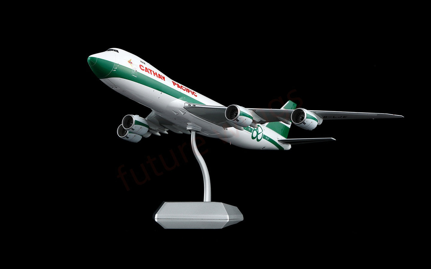 1:200 SQ Wings Cathay Pacific B747-8F B-LJE “80Years” Diecast Aircraft Model