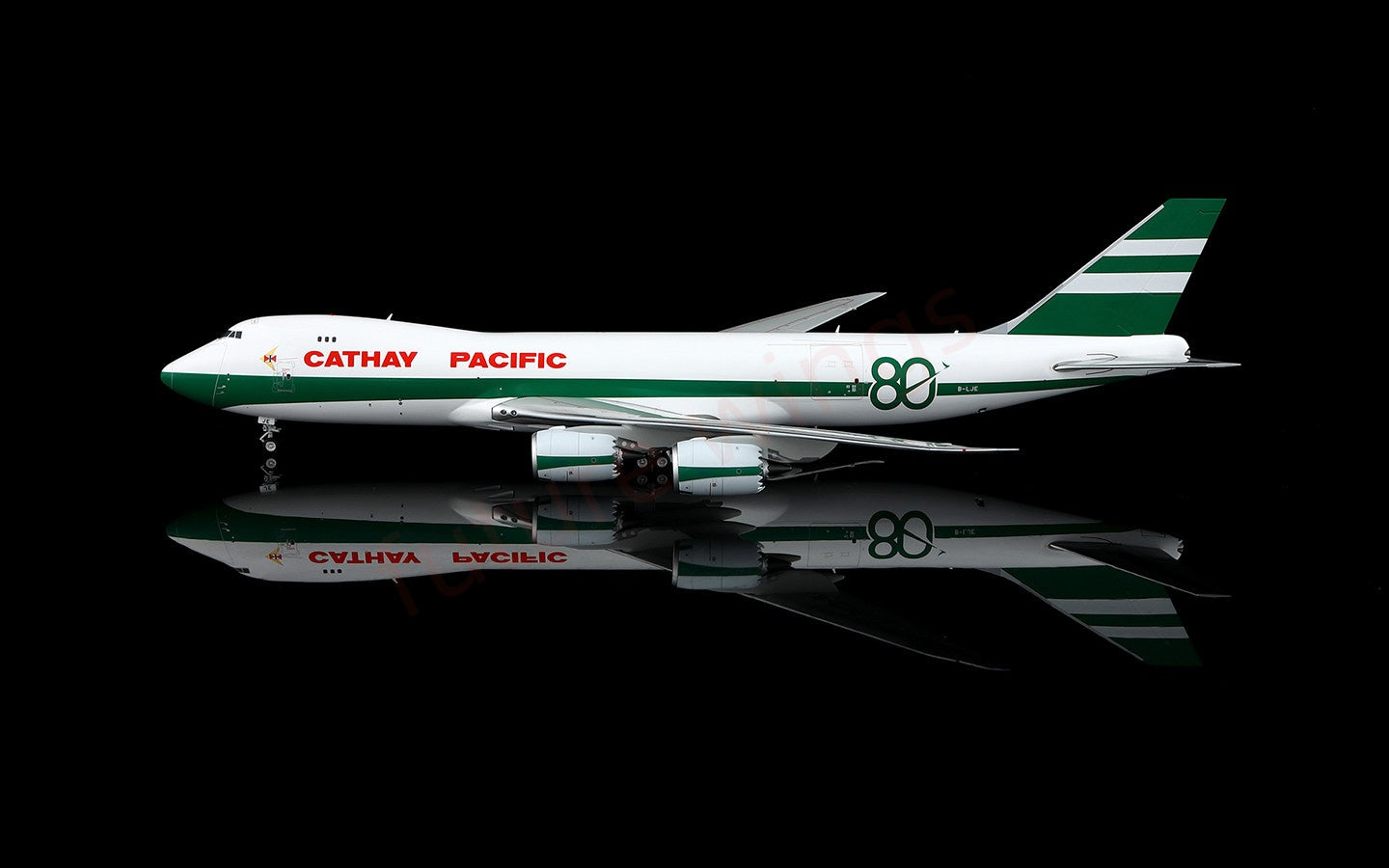 1:200 SQ Wings Cathay Pacific B747-8F B-LJE “80Years” Diecast Aircraft Model
