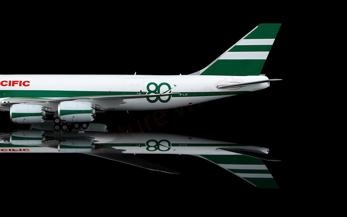 1:200 SQ Wings Cathay Pacific B747-8F B-LJE “80Years” Diecast Aircraft Model