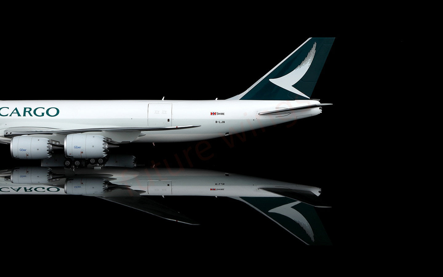 1:200 SQ Wings Cathay Pacific Cargo B747-8F B-LJN Diecast Aircraft Model