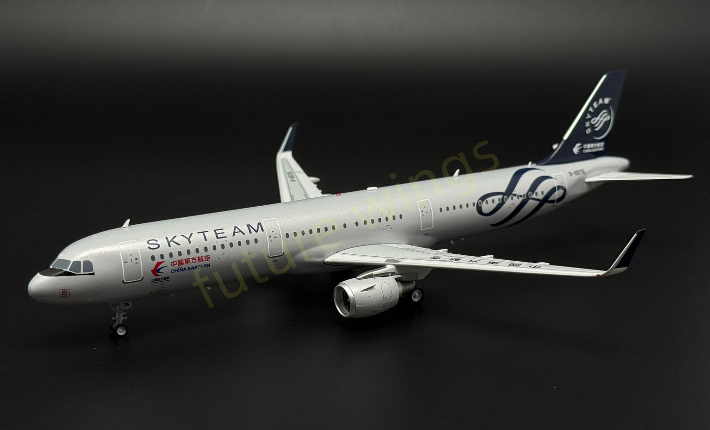 1:200 KJ Models(InFlight200) China Eastern Airlines A321 B-8976 "SKYTEAM" Diecast Aircraft Model