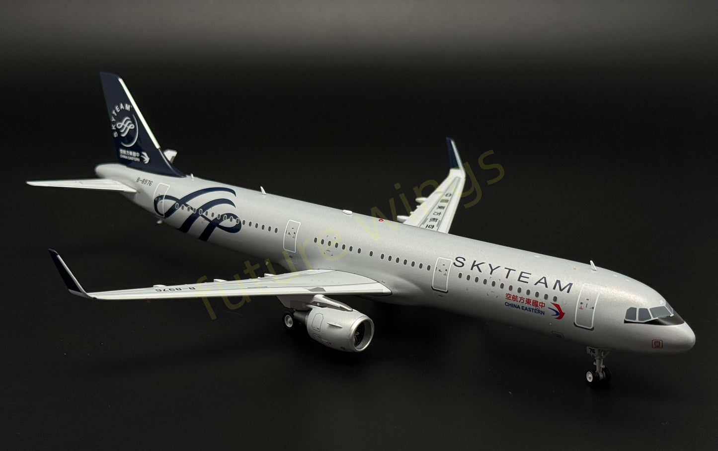 1:200 KJ Models(InFlight200) China Eastern Airlines A321 B-8976 "SKYTEAM" Diecast Aircraft Model
