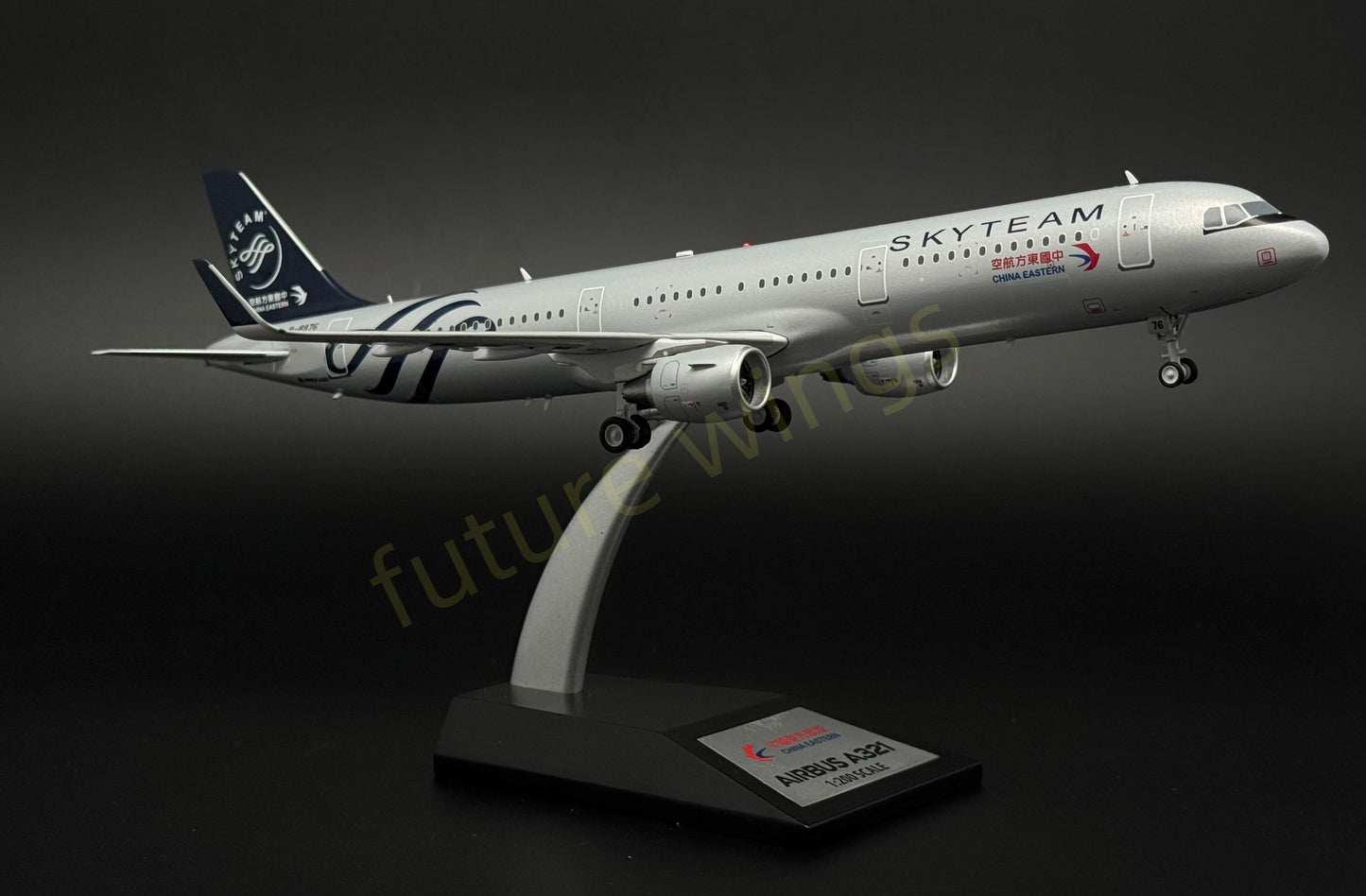 1:200 KJ Models(InFlight200) China Eastern Airlines A321 B-8976 "SKYTEAM" Diecast Aircraft Model