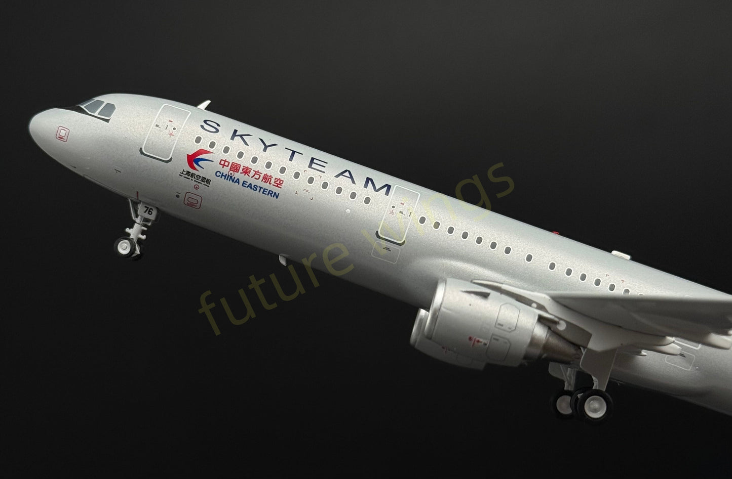 1:200 KJ Models(InFlight200) China Eastern Airlines A321 B-8976 "SKYTEAM" Diecast Aircraft Model