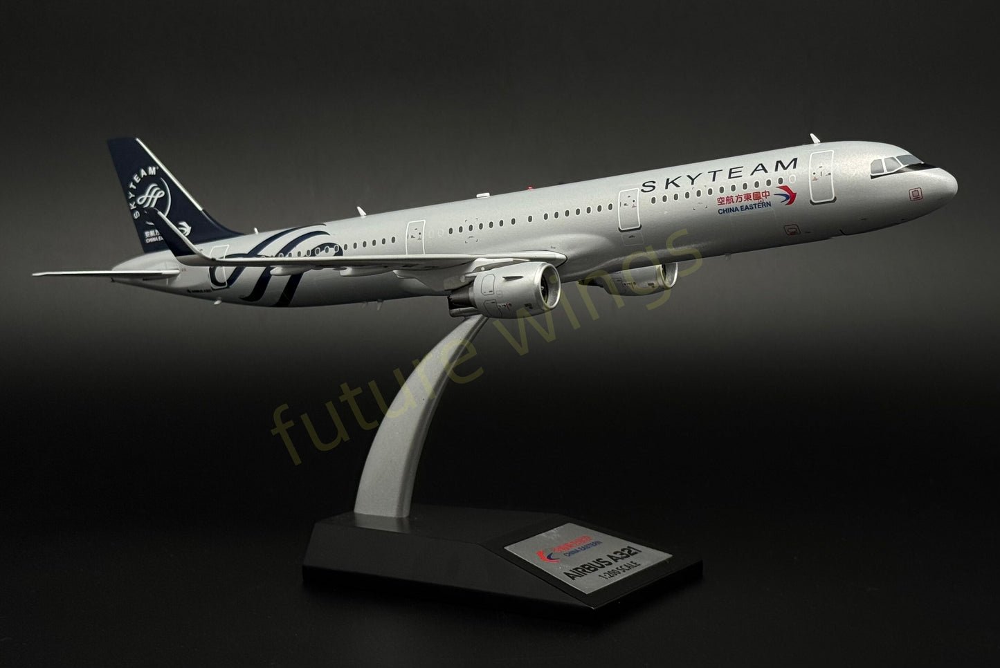 1:200 KJ Models(InFlight200) China Eastern Airlines A321 B-8976 "SKYTEAM" Diecast Aircraft Model
