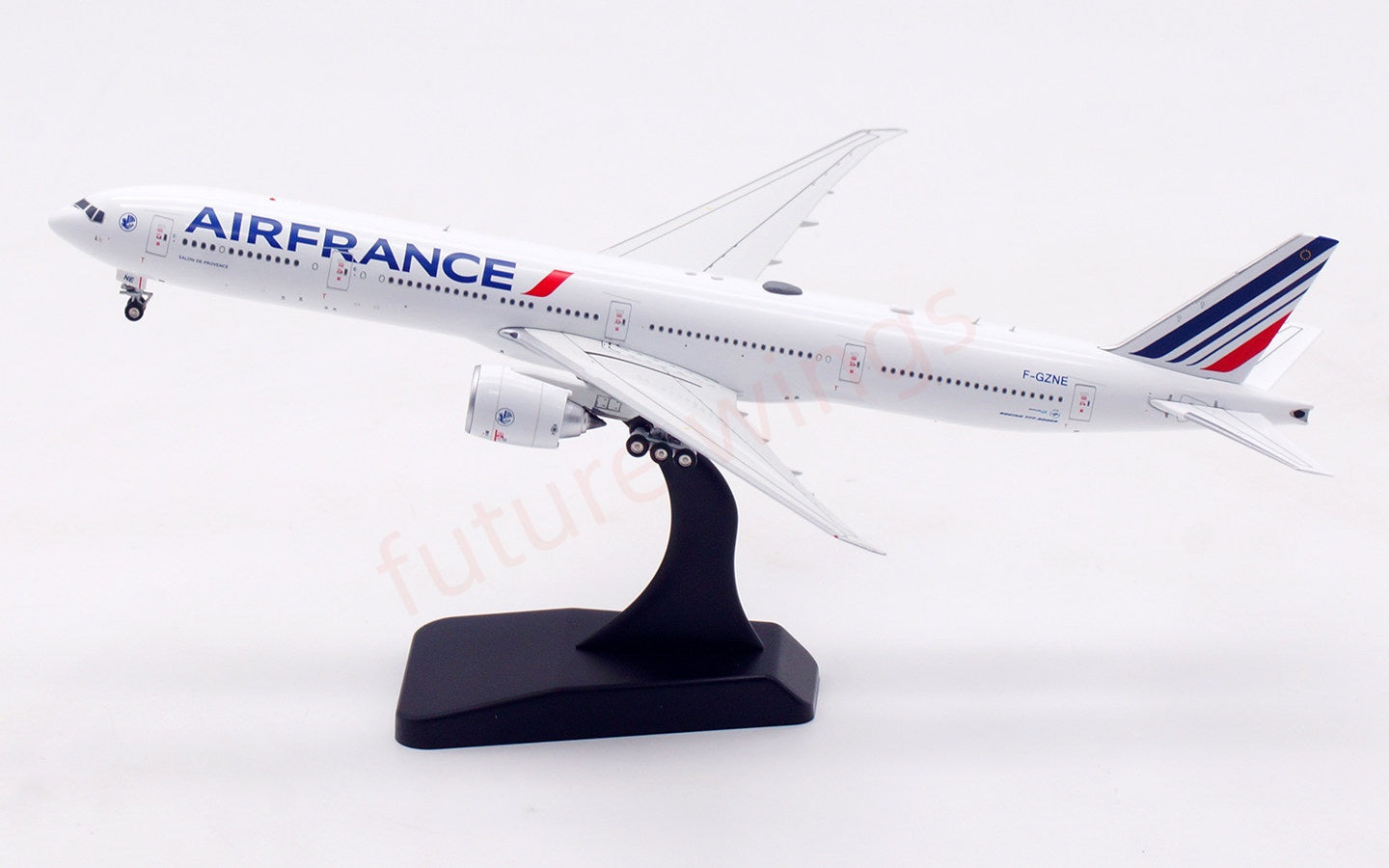 1:400 Aviation400 Air France B777-300ER F-GZNE Aircraft Model Free Tractor+Stand