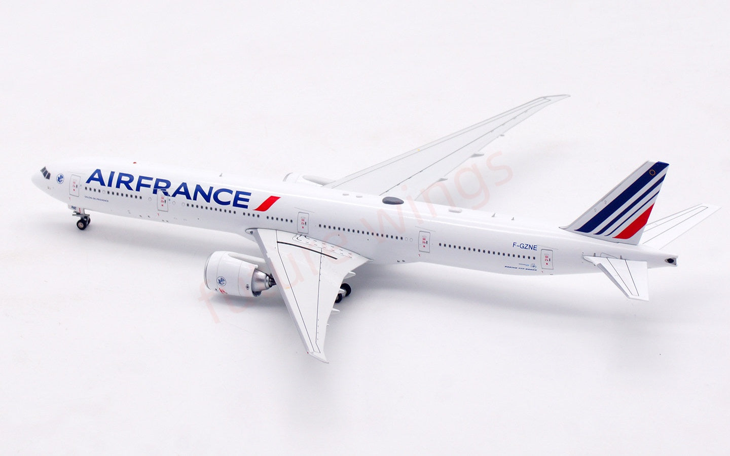 1:400 Aviation400 Air France B777-300ER F-GZNE Aircraft Model Free Tractor+Stand