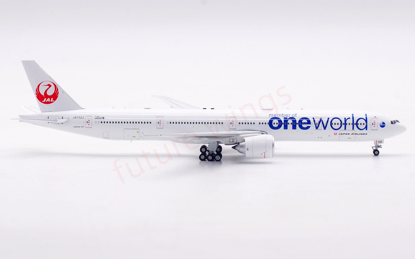 1:400 Aviation400 Janpan Airlines B777-300ER JA732J "One World"FreeTractor+Stand