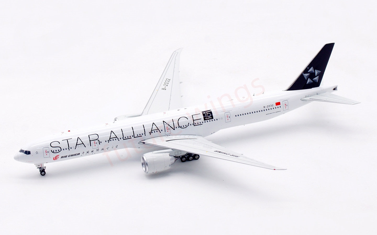 1:400 Aviation400 Air China B777-300ER B-2032 "15Years"Free Tractor+Stand