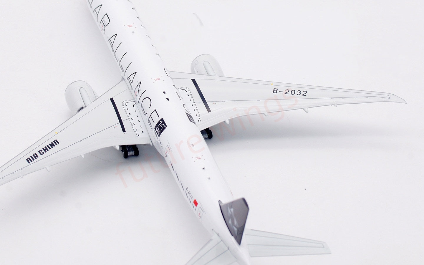 1:400 Aviation400 Air China B777-300ER B-2032 "15Years"Free Tractor+Stand