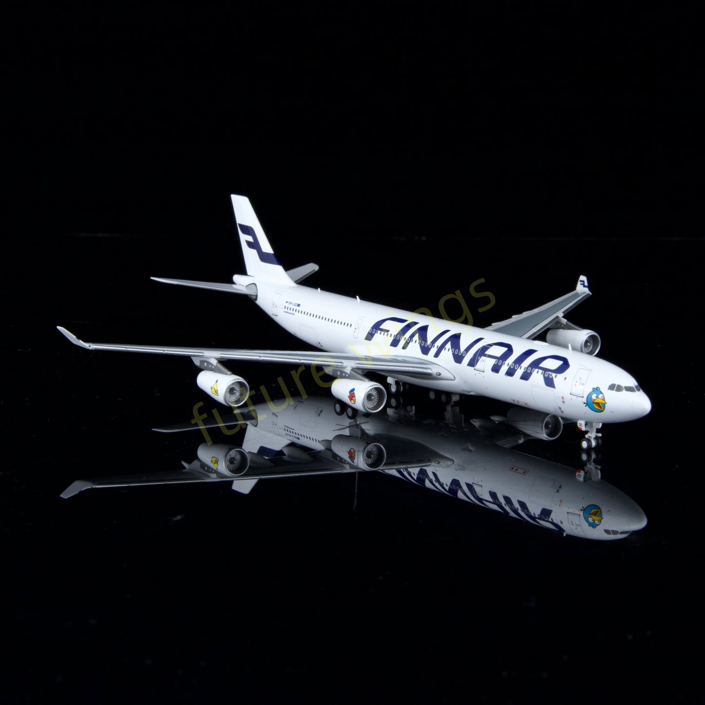 1:400 Kylin Models Finnair A340-300 OH-LQD Aircraft Model+Free Tractor