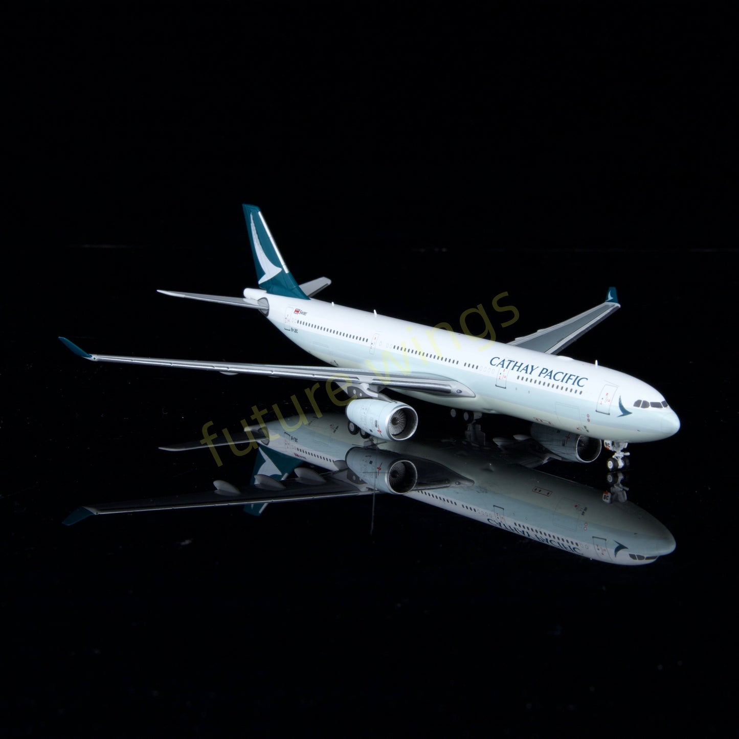 1:400 Kylin Models Cathay Pacific A330-343 B-LBC Aircraft Model+Free Tractor