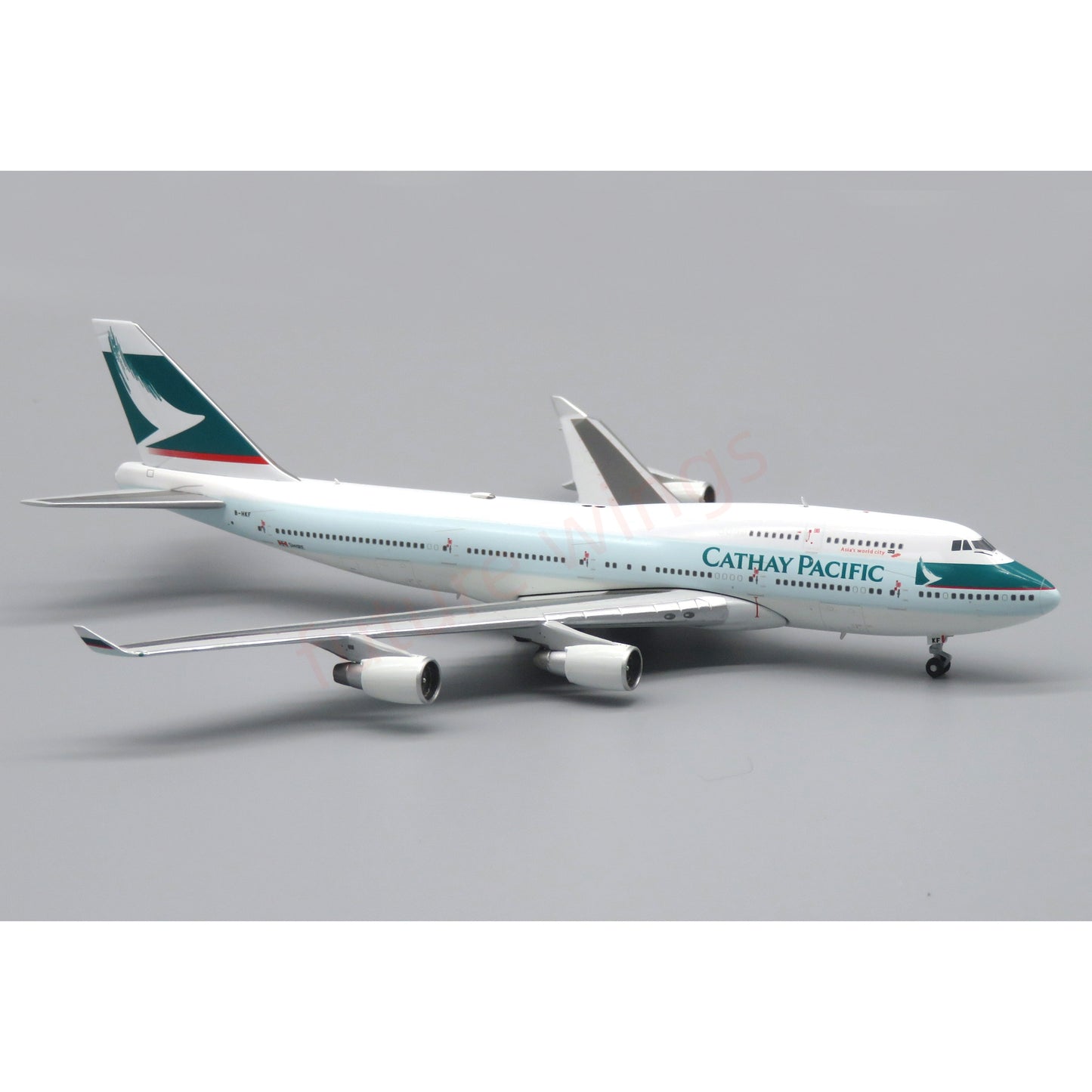 1:400 Apollo Cathay Pacific B747-400 B-HKF Aircraft Model+Free Tractor