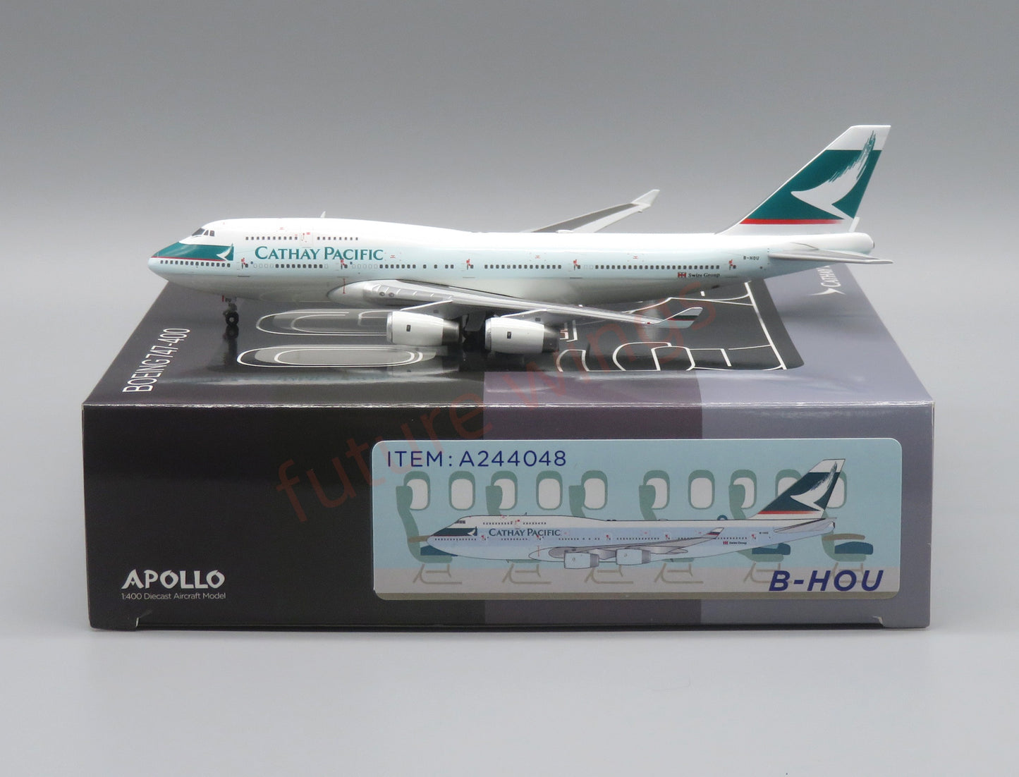 1:400 Apollo Cathay Pacific B747-400 B-HOU Aircraft Model+Free Tractor
