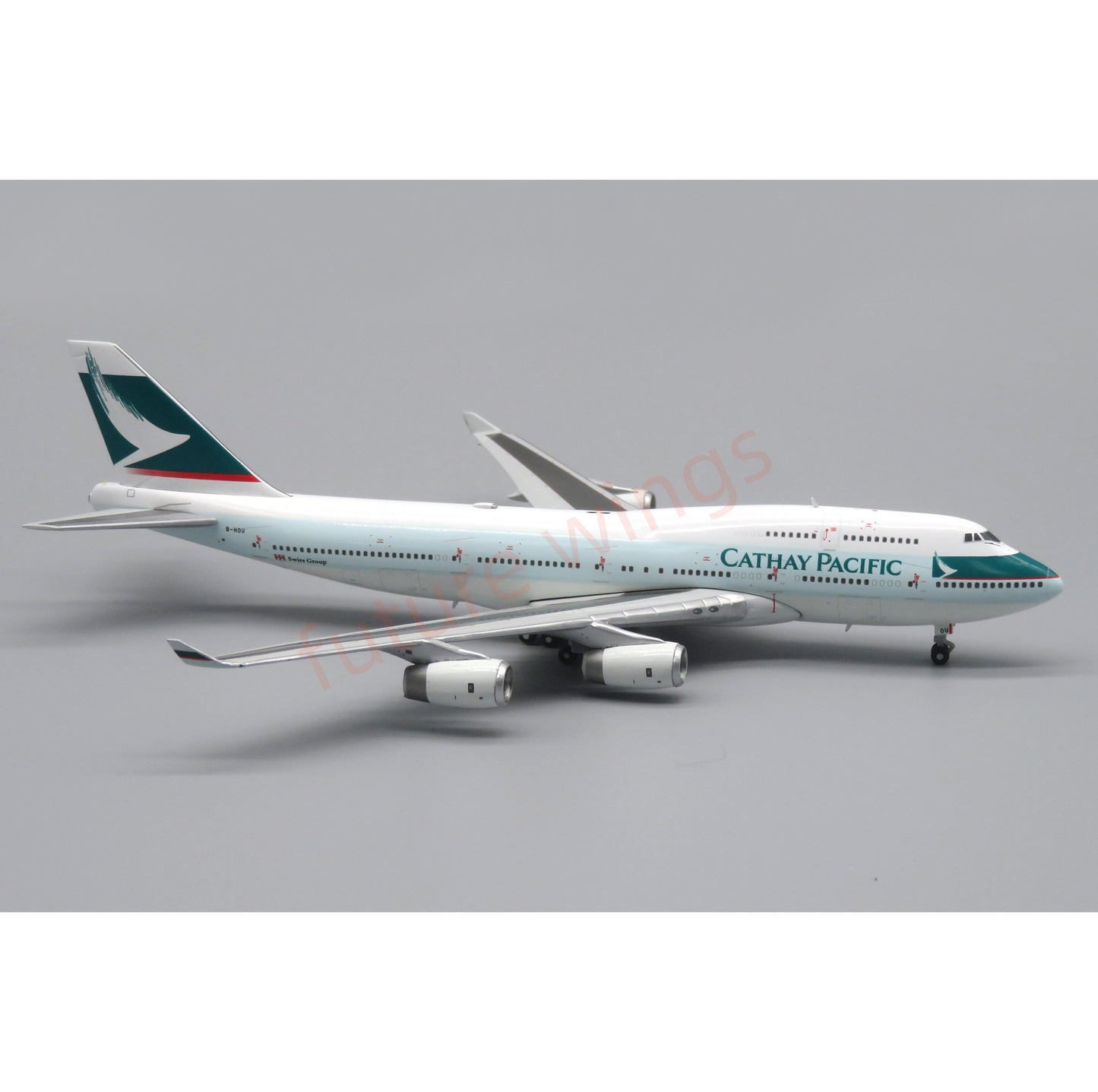1:400 Apollo Cathay Pacific B747-400 B-HOU Aircraft Model+Free Tractor