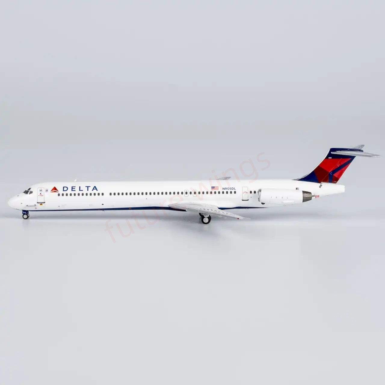 1:400 NG Models NG83013 Delta Airlines McDonnell Douglas MD-88 N905DL+Free Tractor