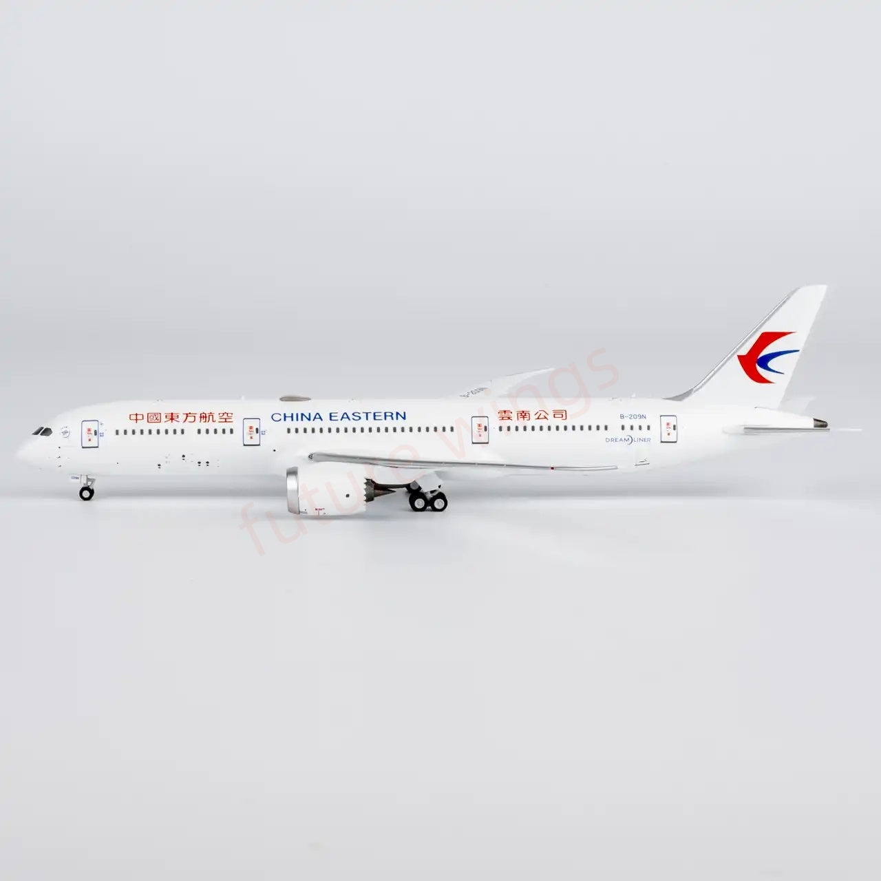 1:400 NG Models NG55140 China Eastern Airlines B787-9 B-209N+Free Tractor