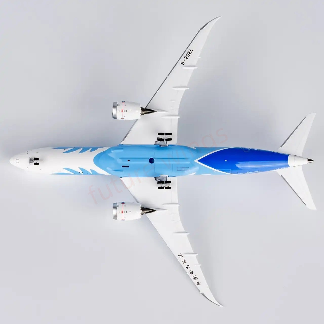 1:400 NG Models NG24179 China Southern Airlines B787-9 B-20EL+Free Tractor