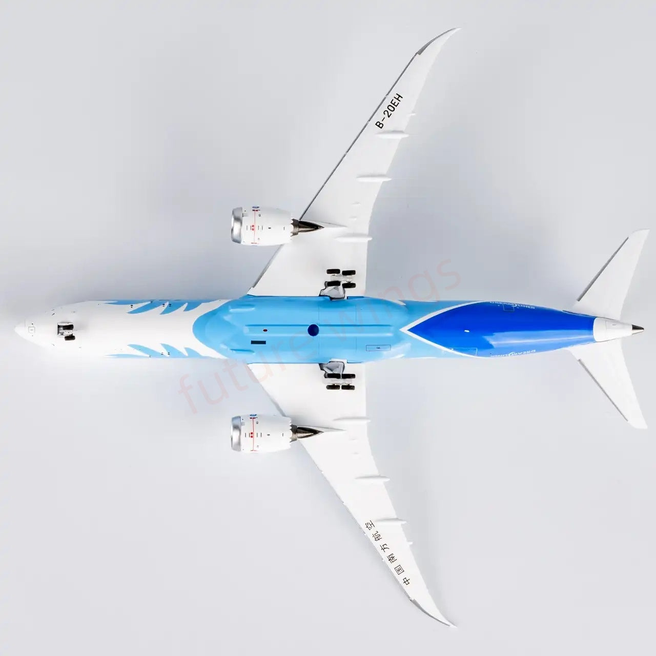 1:400 NG Models NG24178 China Southern Airlines B787-9 B-20EH+Free Tractor