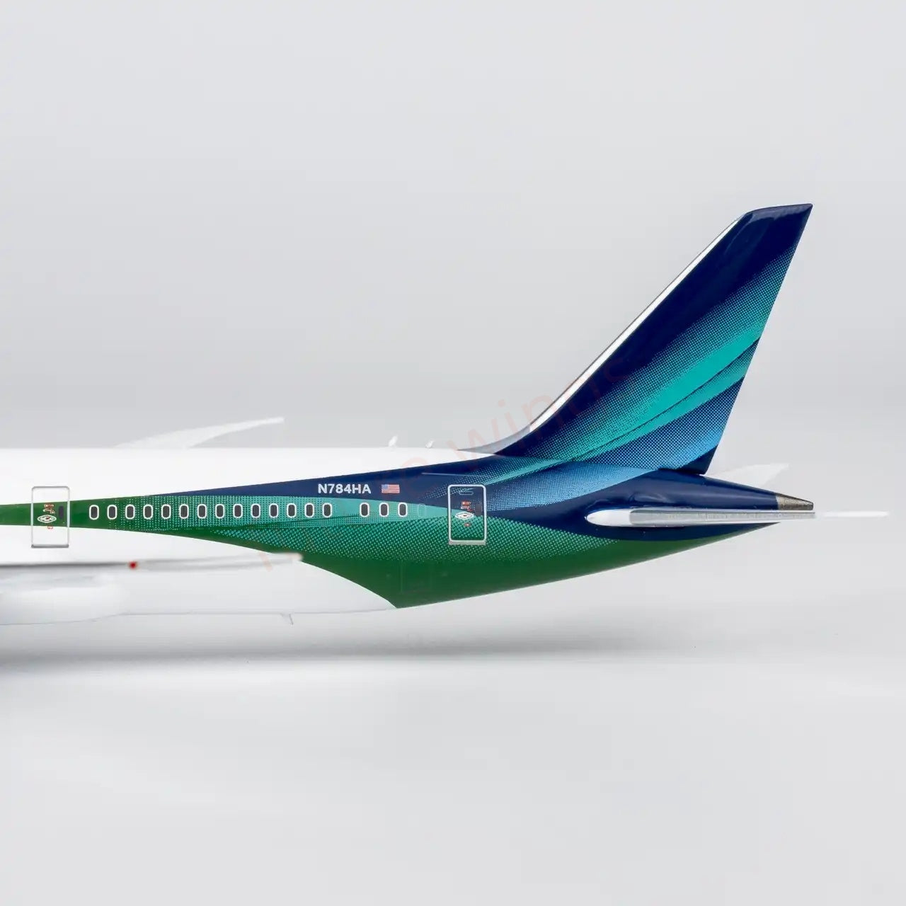 1:400 NG Models NG55161 Alaska Airlines B787-9 N784HA  "Luxury Package"Aircraft Model+FreeTractor