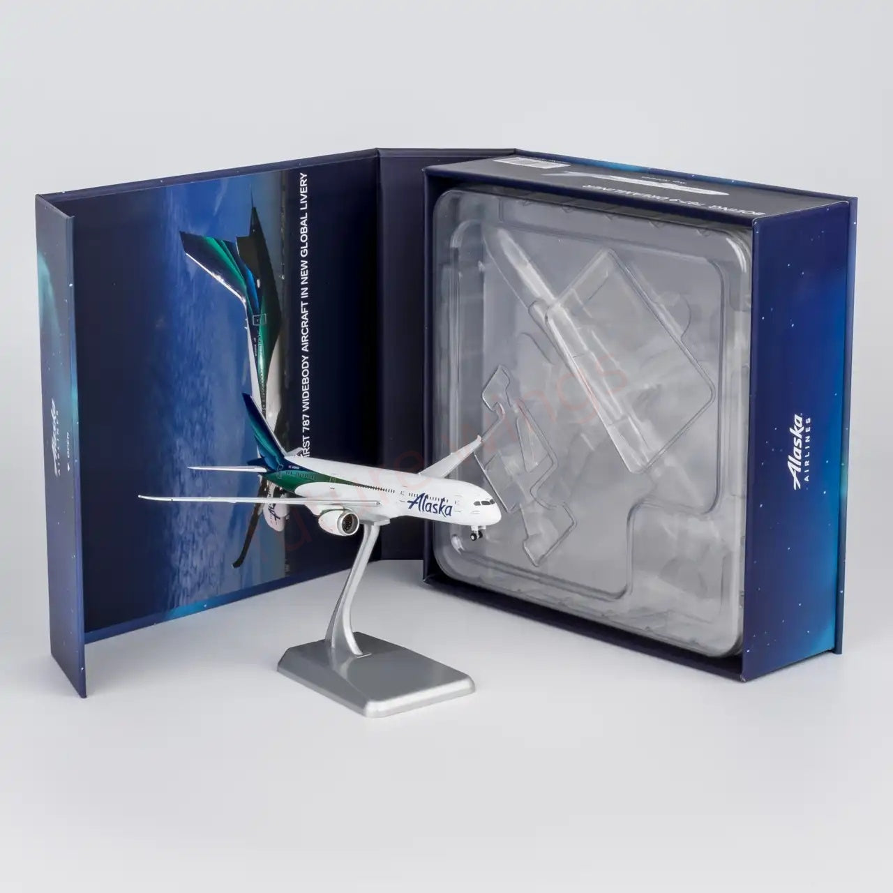 1:400 NG Models NG55161 Alaska Airlines B787-9 N784HA  "Luxury Package"Aircraft Model+FreeTractor