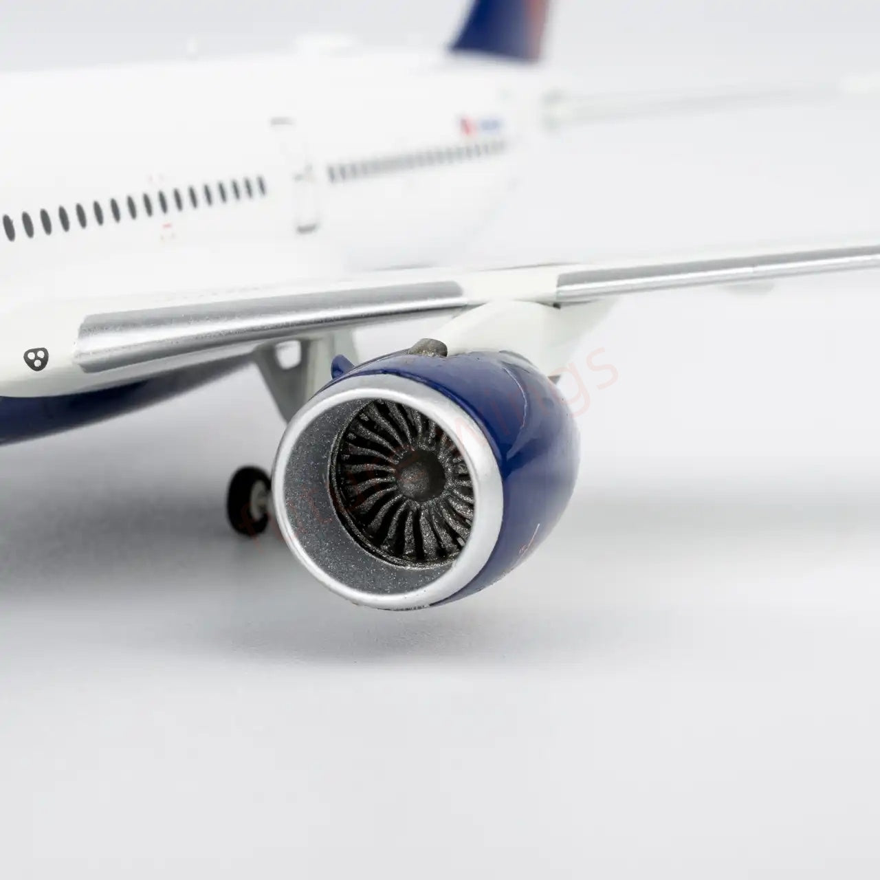 1:400 NG Models NG39117 Delta Airlines A350-900 N514DN Aircraft Model+ Free Tractor