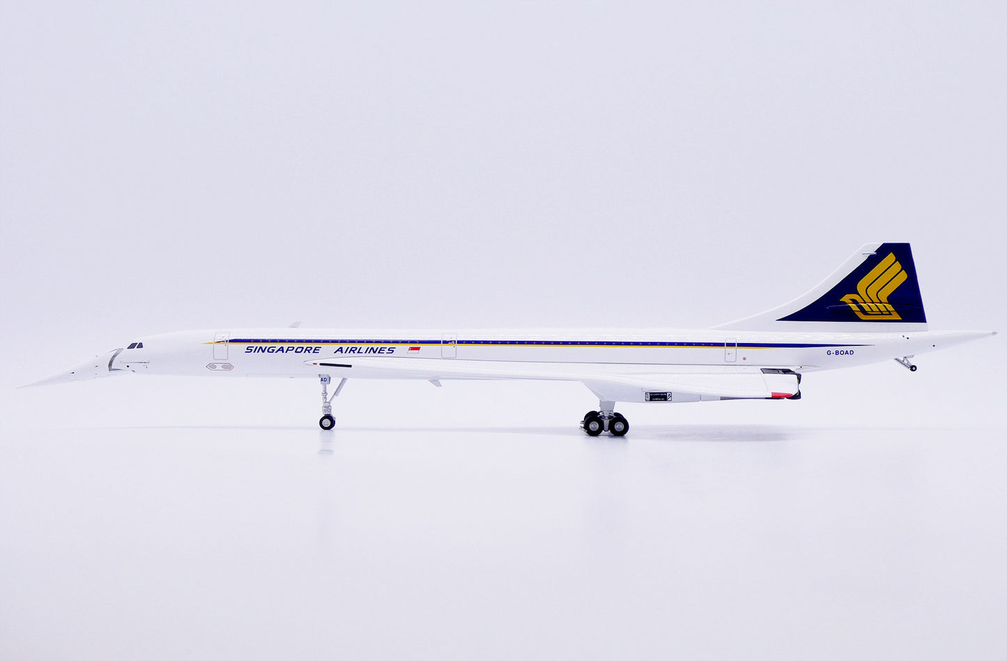 (Very Rare)1:200 KJ Models(JC Wings) Singapore Airlines and British Airways Dual-livery Concorde G-BOAD Aircraft Model