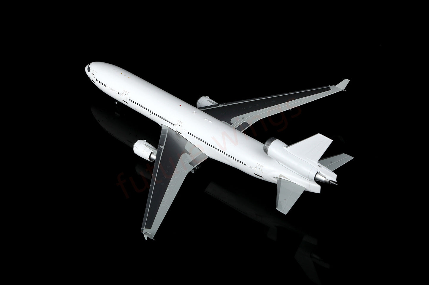 1:200 SQ Wings Mcdonnell Douglas MD-11 Blank Aircraft Model