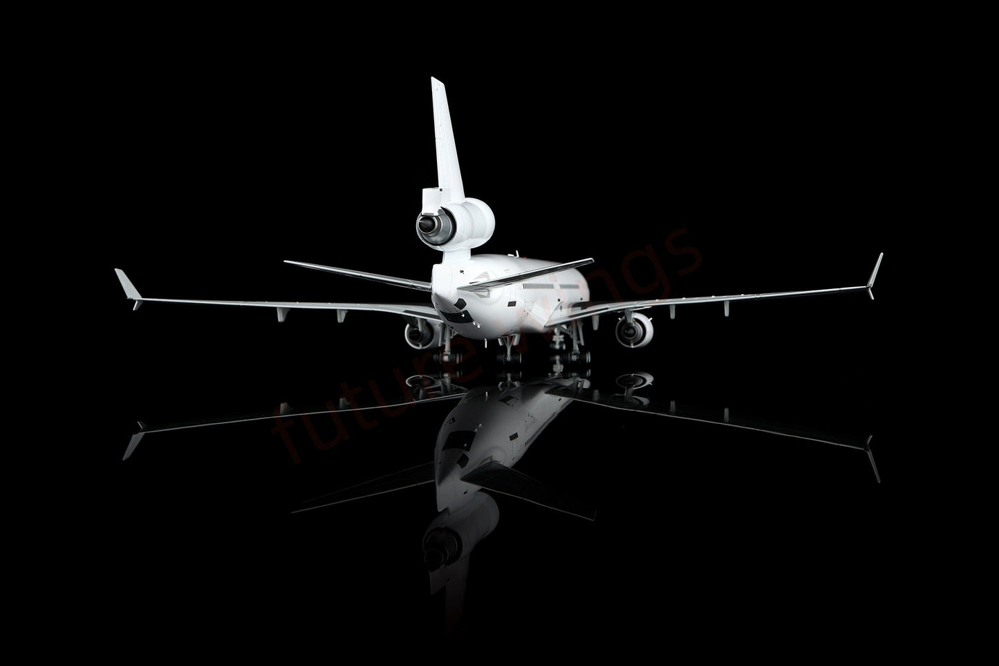 1:200 SQ Wings Mcdonnell Douglas MD-11 Blank Aircraft Model