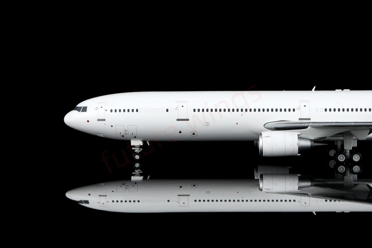 1:200 SQ Wings Mcdonnell Douglas MD-11 Blank Aircraft Model