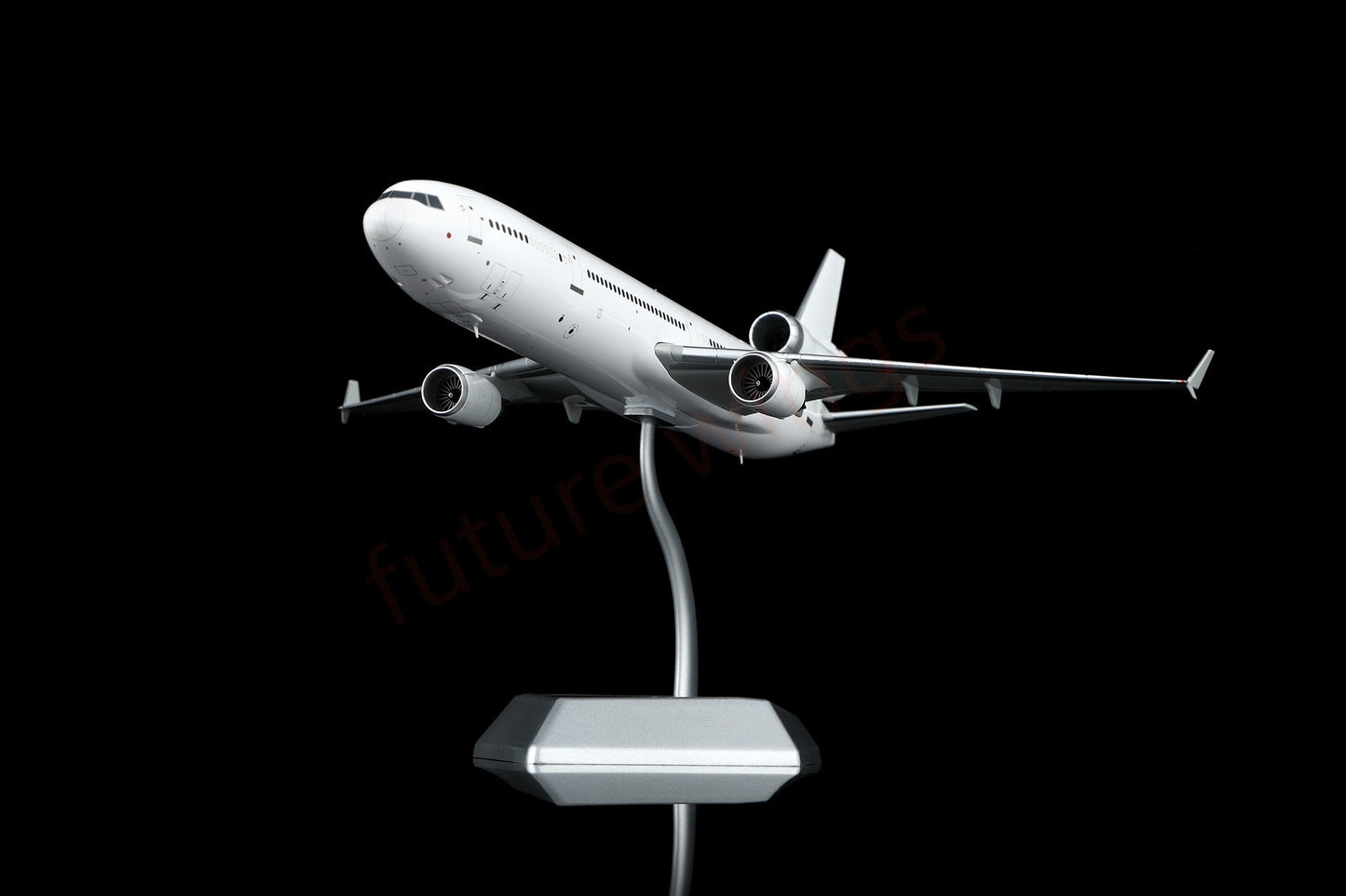 1:200 SQ Wings Mcdonnell Douglas MD-11 Blank Aircraft Model