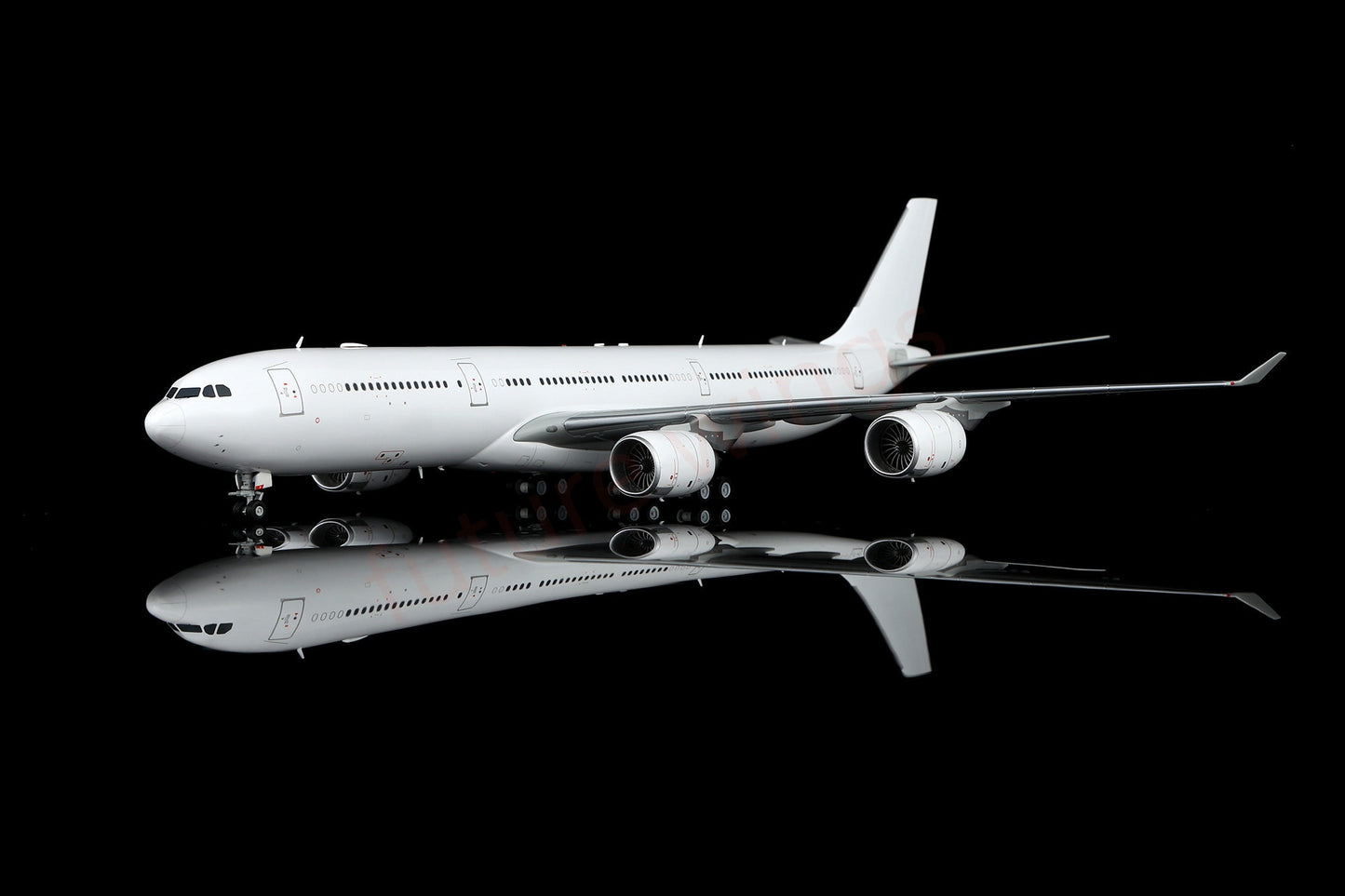 1:200 SQ Wings Airbus A340-500 Blank Aircraft Model