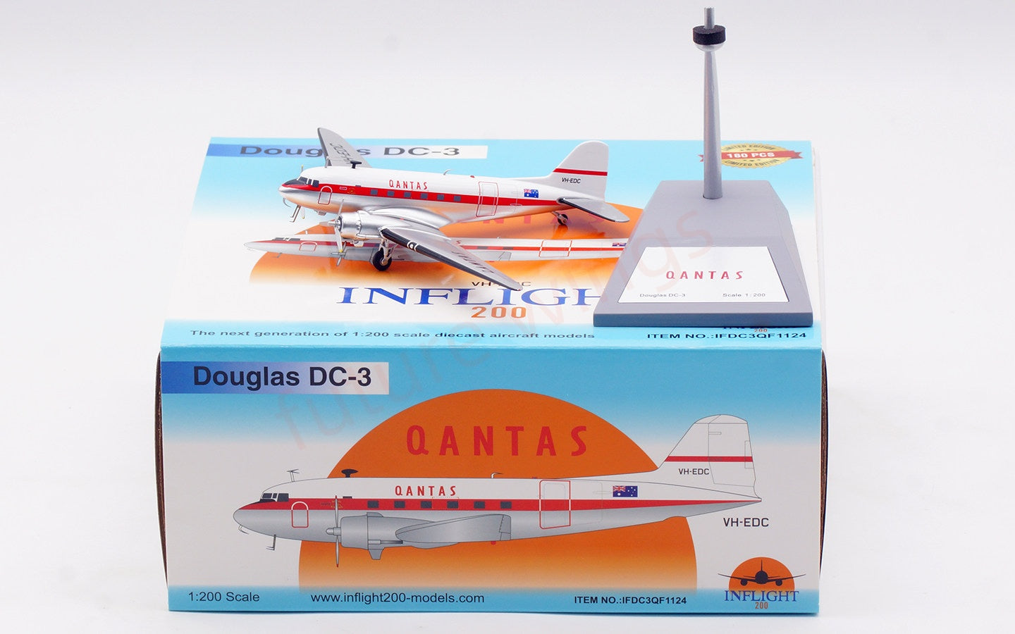 1:200 InFlight200 Qantas Airways DC-3 VH-EDC Aircraft Model With Stand