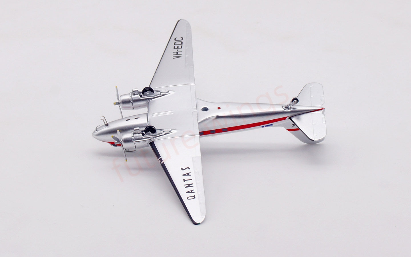 1:200 InFlight200 Qantas Airways DC-3 VH-EDC Aircraft Model With Stand