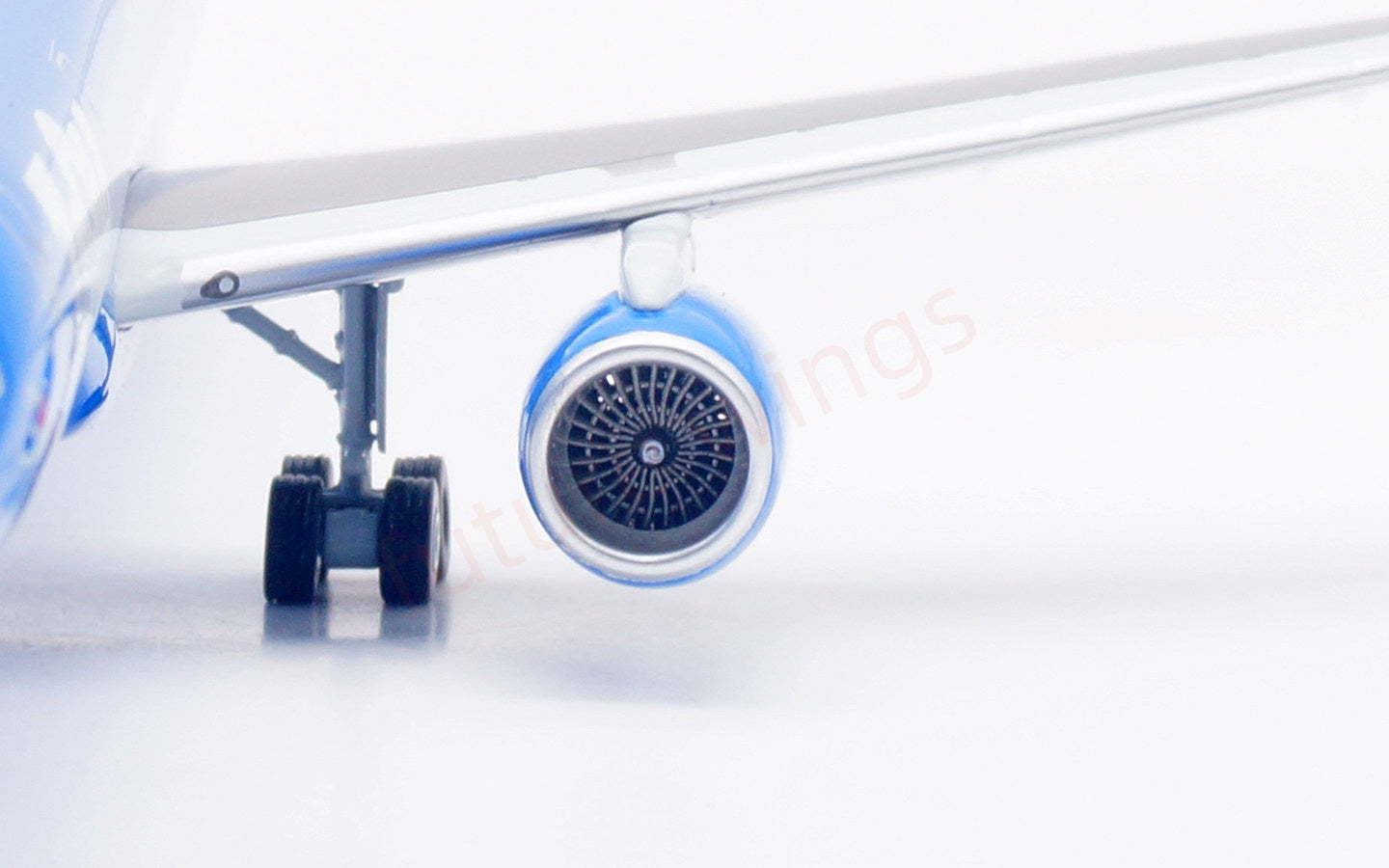 1:200 InFlight200 Zoom Airlines B757-200 C-GTSN Diecast Aircraft Model